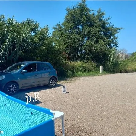 Holiday home Mobile De Charme 2 A 4 Personnes *
